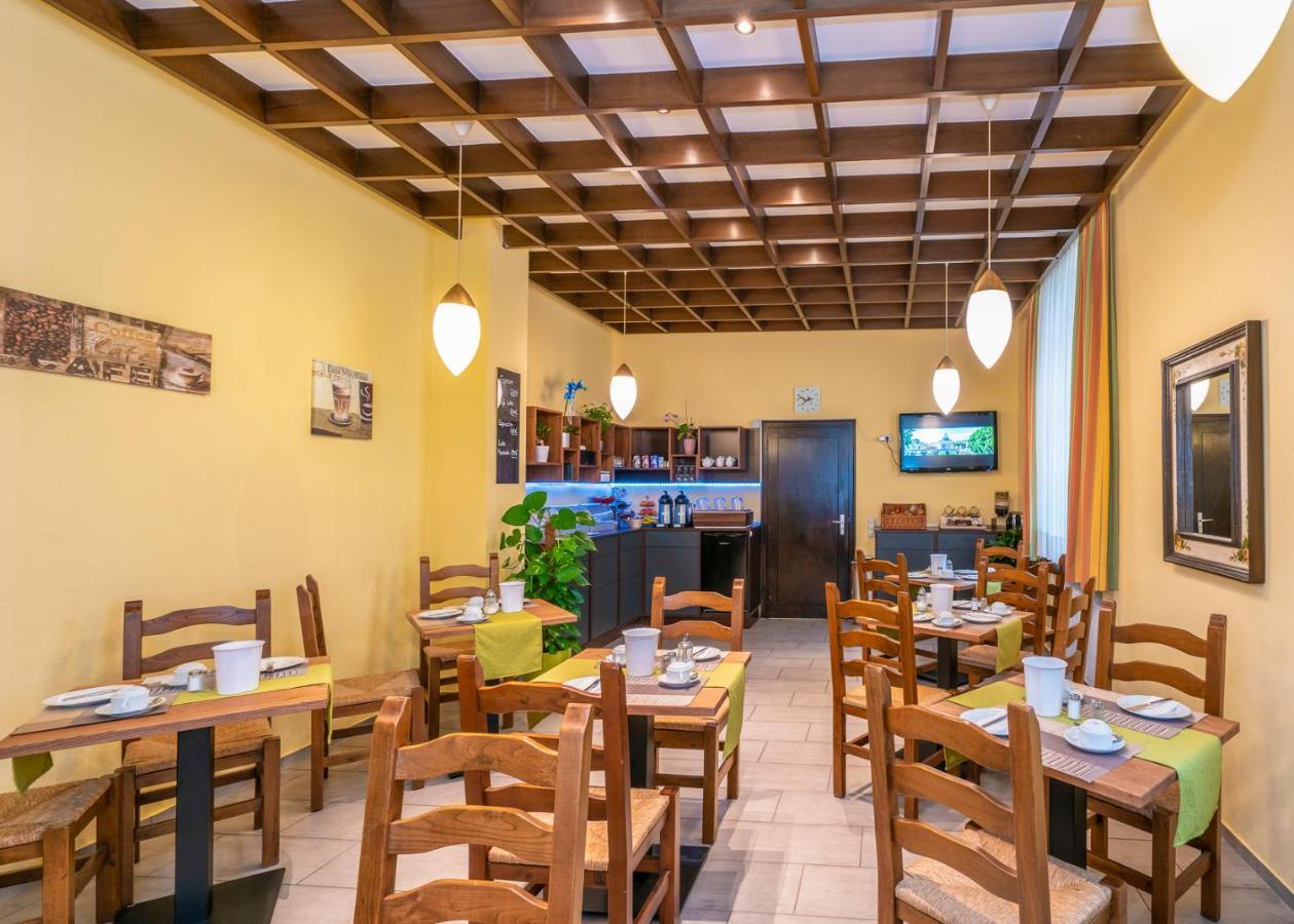 Hotel Restaurant Schwert Kehl Buitenkant foto